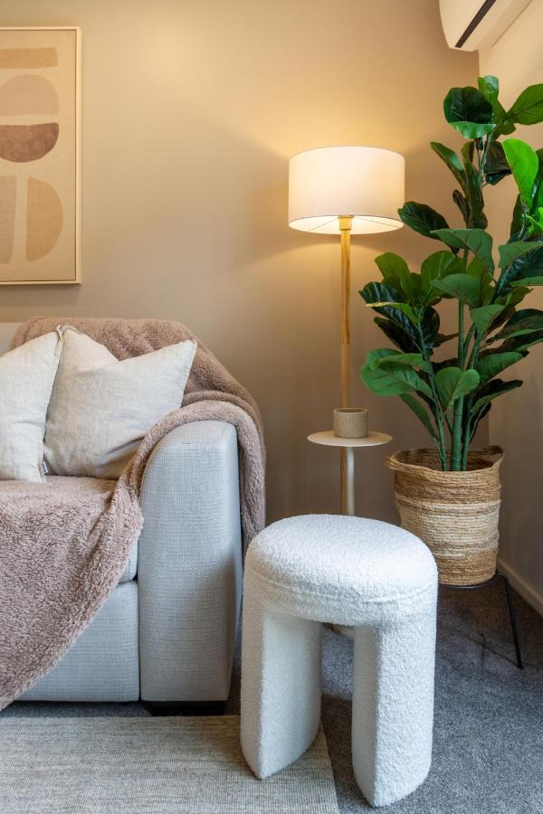 Gorgeous Getaway On Gloucester St- 1 Bed 1 Bath ไครสต์เชิร์ช ภายนอก รูปภาพ