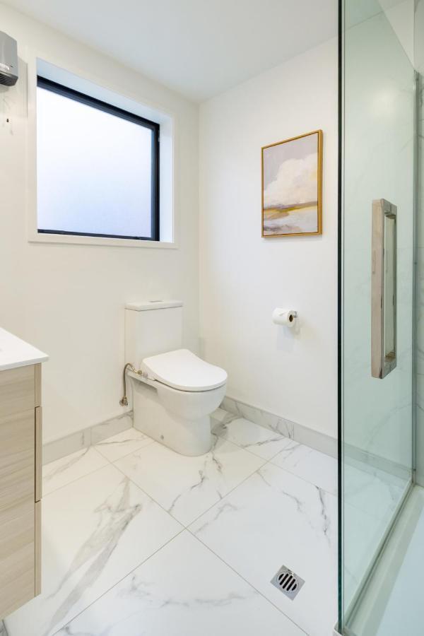 Gorgeous Getaway On Gloucester St- 1 Bed 1 Bath ไครสต์เชิร์ช ภายนอก รูปภาพ